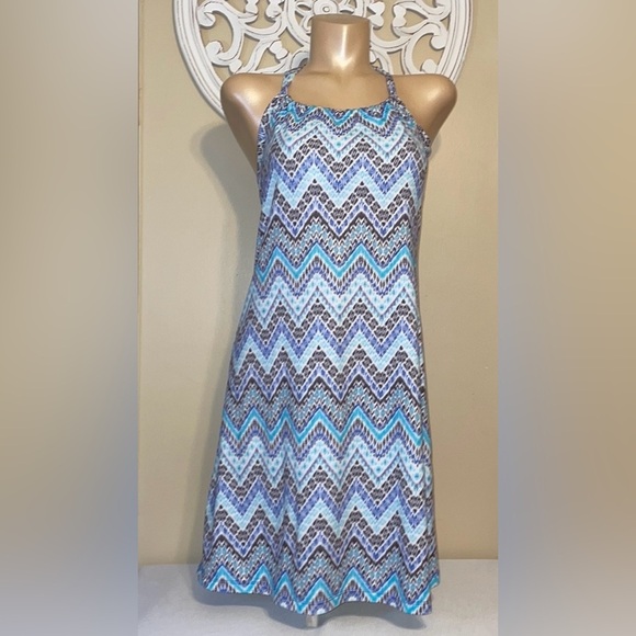 PRana women’s medium dress knee shelf bra stretch Quinn racer back Chevron - Picture 2 of 11